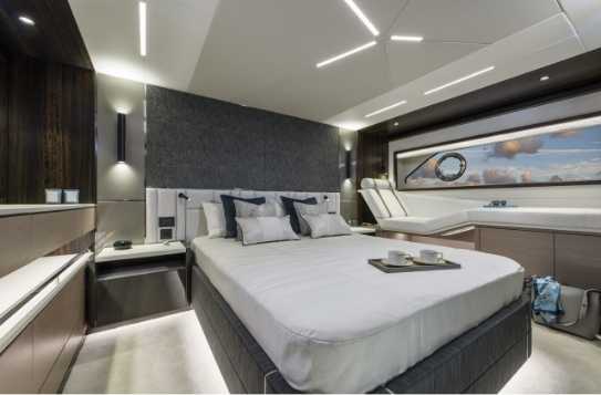boat bedroom